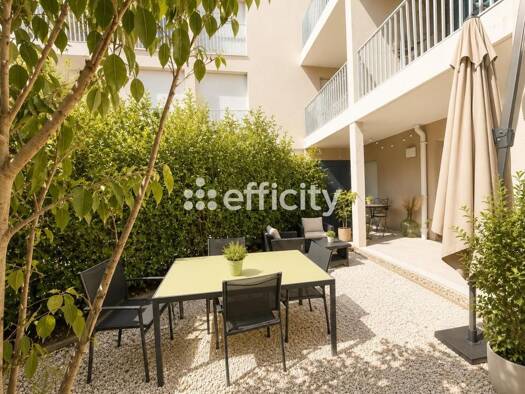 Appartement à vendre 330 000 € 4 pièces 3 chambres 80 m² RDC/5 Croix Luizet Villeurbanne 69100