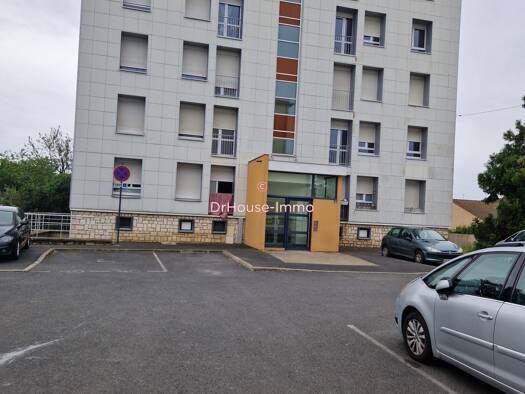 Appartement à vendre 70 000 € 3 pièces 2 chambres 52 m² Étage 2/5 Trois Cités Poitiers 86000