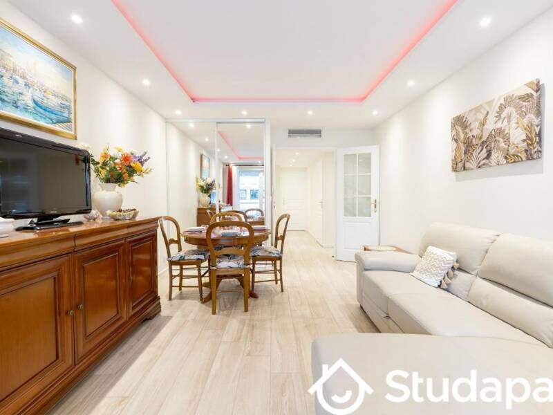 Maison à louer, 49m², CANNES