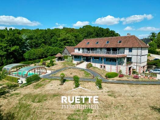 Maison à vendre 1 999 000 € 24 pièces 8 chambres 676 m² 5 000 m² de terrain Saint-Samson-de-la-Roque 27680