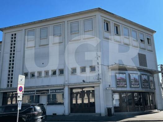 Immeuble à vendre 695 000 € 1 200 m² Centre Ville Pont-Audemer 27500