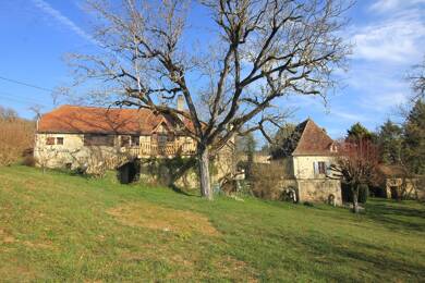 Maison à vendre 370 000 € 5 pièces 3 chambres 143 m² 4 390 m² de terrain Gourdon 46300
