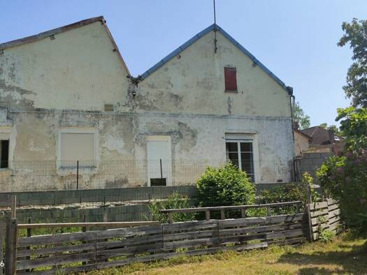 Maison à vendre 67 000 € 4 pièces 2 chambres 100 m² 1 400 m² de terrain Aix-Villemaur-Pâlis 10160