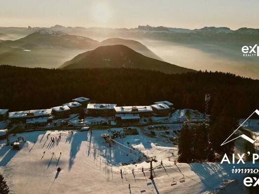 Restaurant à vendre Fonds de commerce 309 000 € 446 m² d'espace de restauration Chamrousse 38410