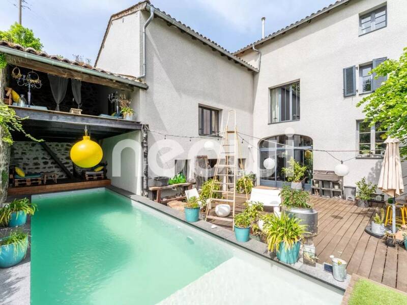 Maison à vendre, 522m², VAUX EN BEAUJOLAIS