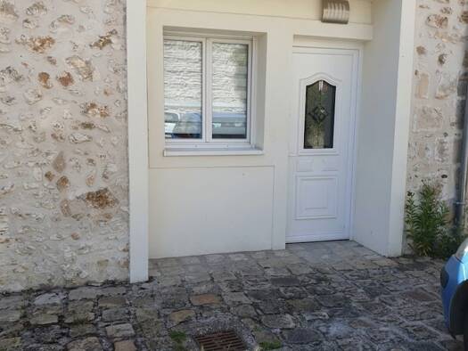 Maison à vendre 272 000 € 6 pièces 3 chambres 111 m² Bruyères-le-Châtel 91680