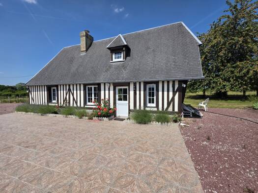 Maison à vendre 221 000 € 3 pièces 1 chambre 56 m² 7 350 m² de terrain Thiberville 27230