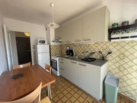 Appartement à louer 805 € 1 pièce 36 m² Étage 1/2 Cités Thonon les Bains 74200
