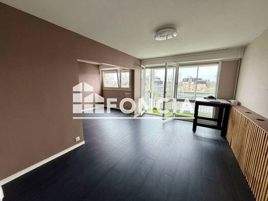 Appartement à louer 850 € 4 pièces 3 chambres 74,3 m² Étage 4/7 CHU Limoges 87000