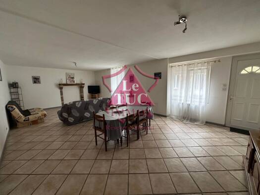 Maison à vendre 122 000 € 3 pièces 2 chambres 113 m² Cirieres 79140