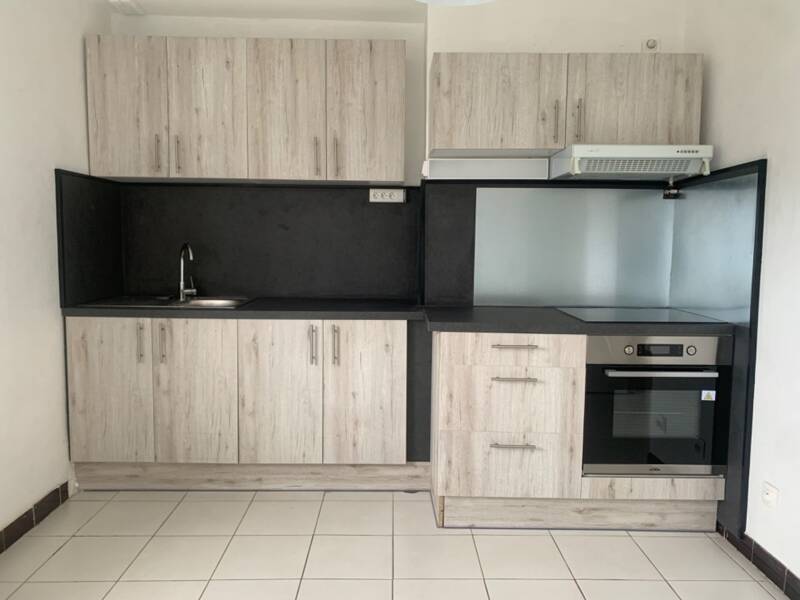 Maison à louer, 73m², POISAT