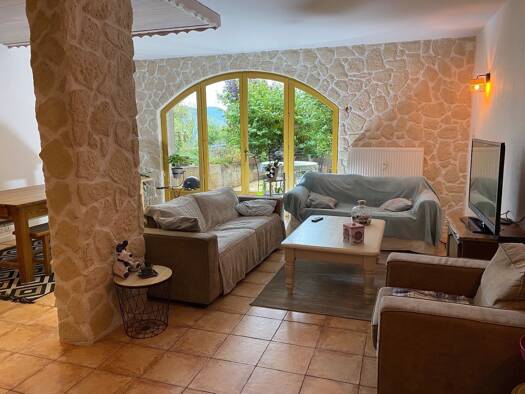 Appartement à vendre 219 350 € 3 pièces 2 chambres 86,2 m² RDC/3 Prunières 05230