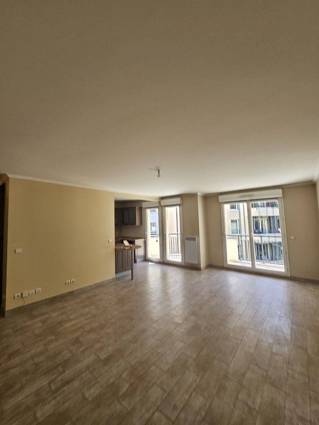 Maison à louer, 68m², SAINT MAUR DES FOSSES
