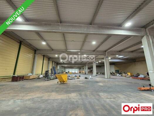Local d'activités à vendre 9 634 800 € 18 147 m² d'espace de stockage Le Pouzin 07250