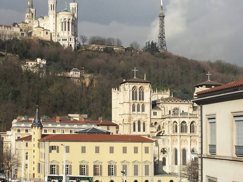 Maison à louer, 299m², LYON 2E