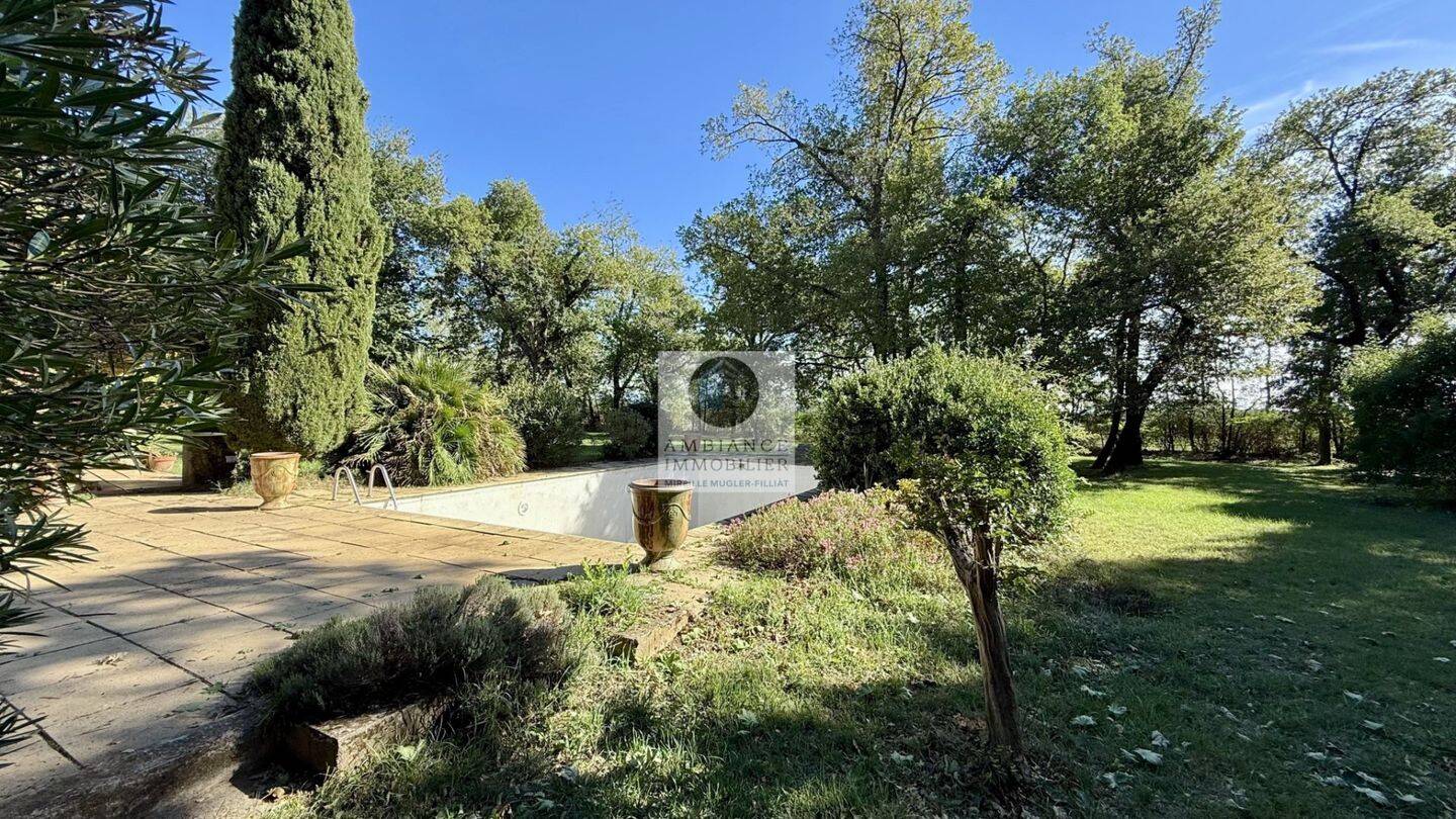 Maison à vendre, 240m², VALENCE