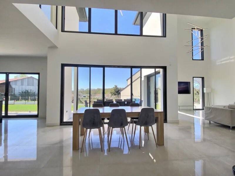 Maison à vendre, 210m², CELLETTES