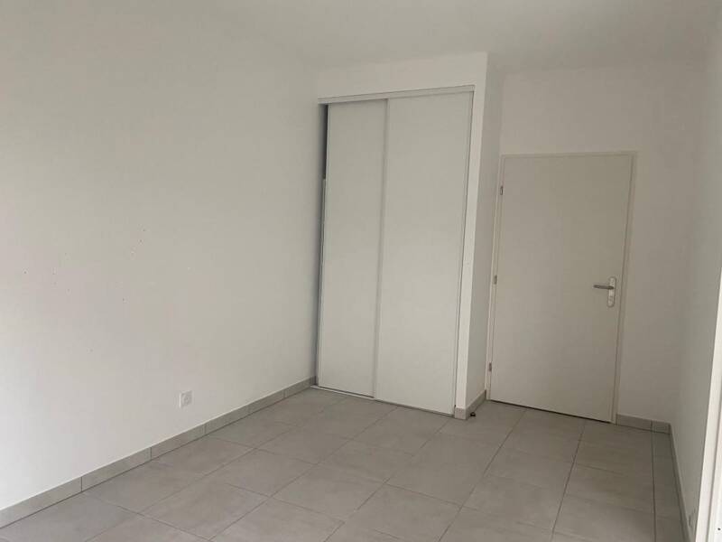 Maison à louer, 45m², SAINT JEAN D'ILLAC