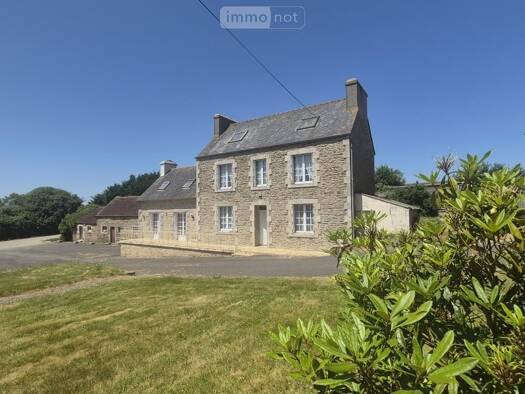 Maison à vendre 219 450 € 7 pièces 5 chambres 172,61 m² 3 230 m² de terrain Bodilis 29400