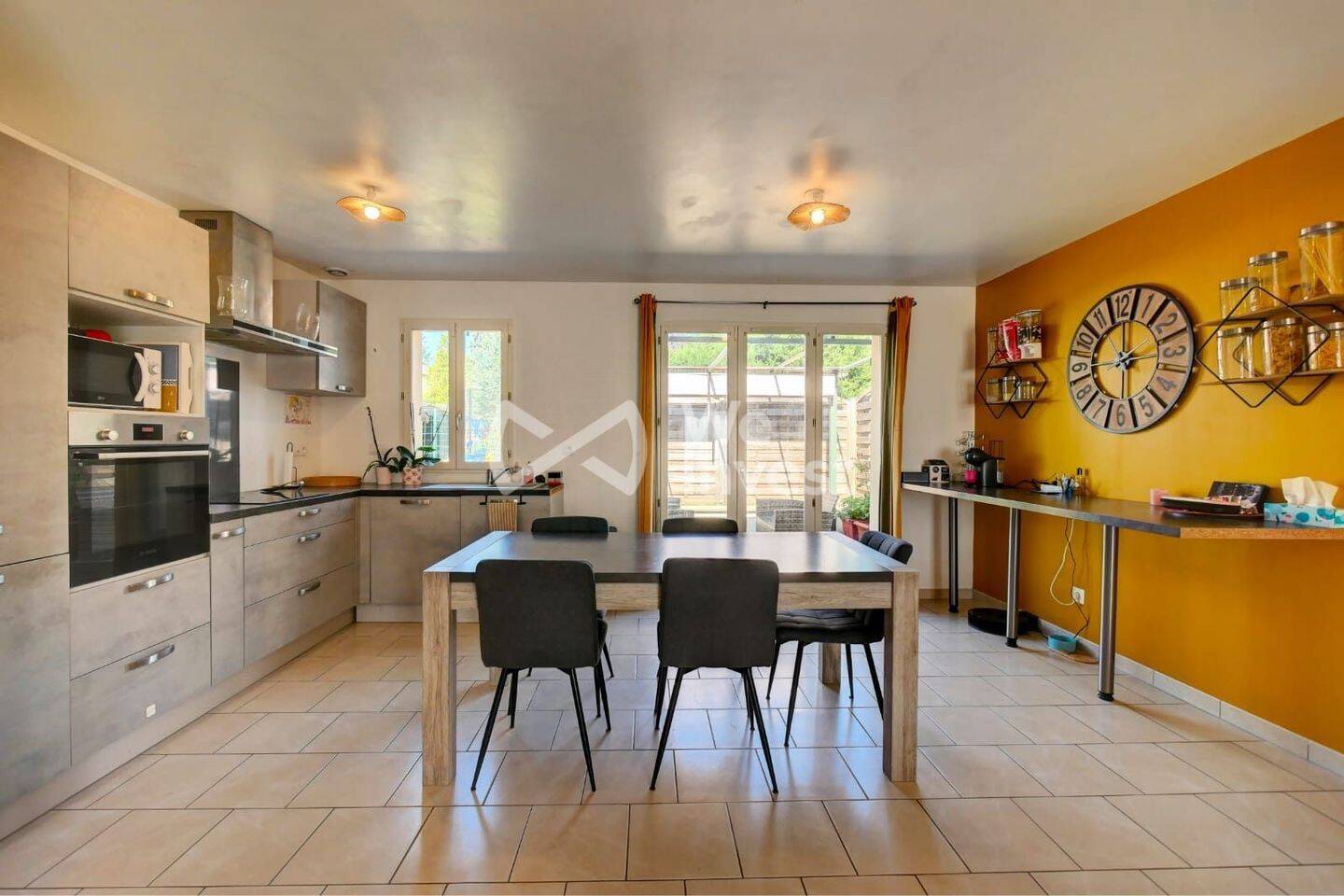 Maison à vendre, 117m², FERRIERES EN GATINAIS