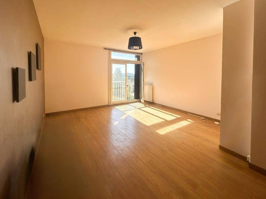 Maison à louer, 70m², LA SEYNE SUR MER