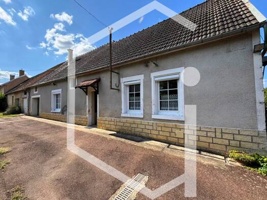 Maison à vendre 120 000 € 4 pièces 3 chambres 84 m² 20 098 m² de terrain Alligny Cosne 58200