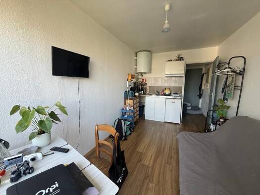Appartement à vendre 95 000 € 2 pièces 1 chambre 15,7 m² Étage 2/2 Sud Ouest Suzac Saint-Georges-de-Didonne 17110