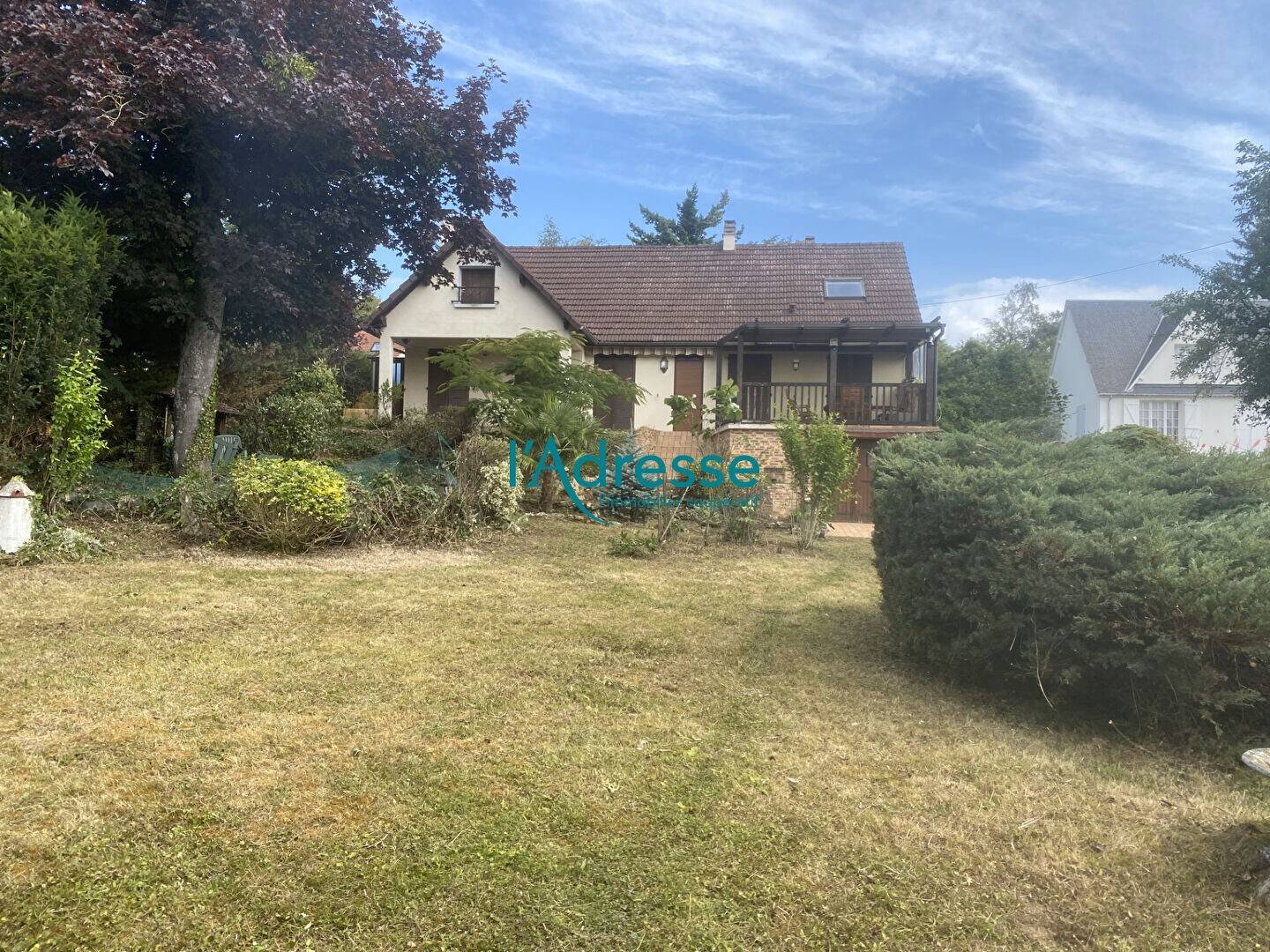 Maison à vendre, 190m², OINVILLE SUR MONTCIENT