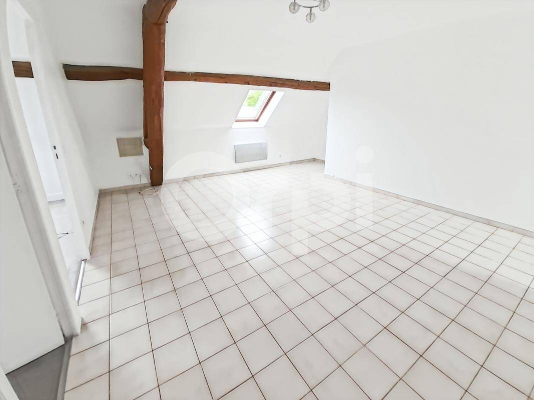 Maison à louer, 38m², NANTEUIL LE HAUDOUIN