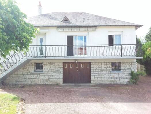 Maison de plain-pied à vendre 157 650 € 5 pièces 4 chambres 102 m² 802 m² de terrain Chitenay 41120