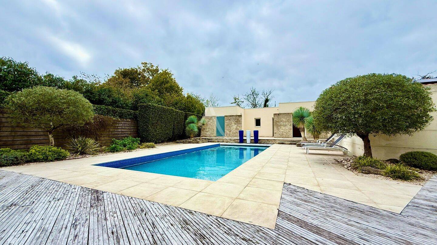 Maison à vendre, 236m², LA ROCHE SUR YON