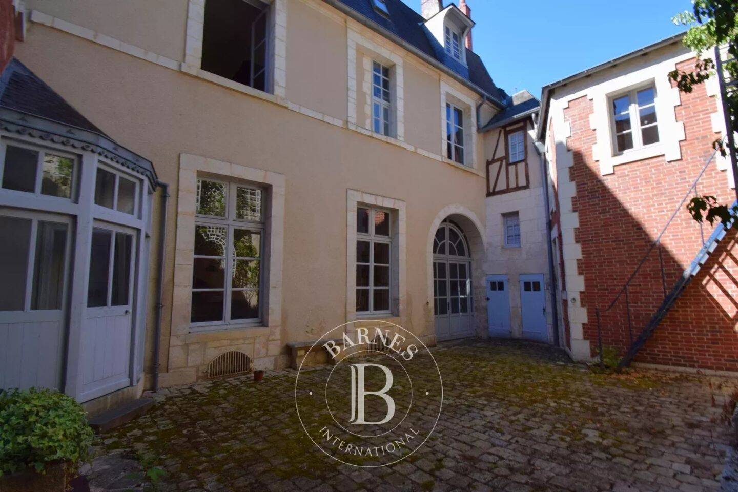 Maison à vendre, 340m², BOURGES