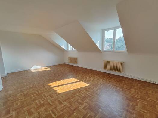 Appartement à vendre 311 000 € 4 pièces 3 chambres 82 m² Dernier étage, Étage 2/2 L Etang la Ville 78620
