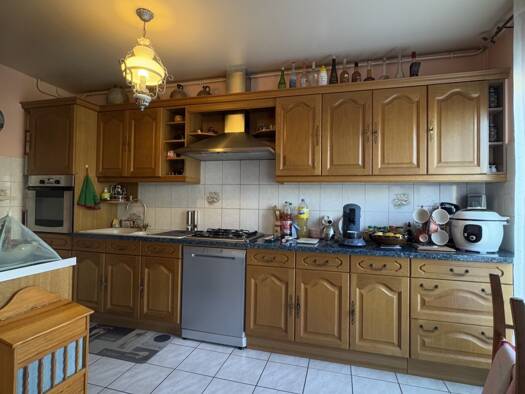 Maison à vendre 139 990 € 5 pièces 4 chambres 93 m² 184 m² de terrain Le Val d'Yevre Saint-Germain-du-Puy 18390