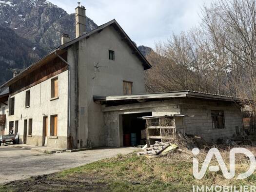 Maison à vendre 208 000 € 5 pièces 3 chambres 77 m² 1 866 m² de terrain Le Bourg-d'Oisans 38520