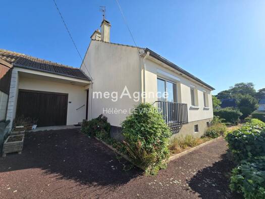 Pavillon à vendre 100 000 € 4 pièces 2 chambres 88 m² 653 m² de terrain Centre et Ecarts Évron 53600