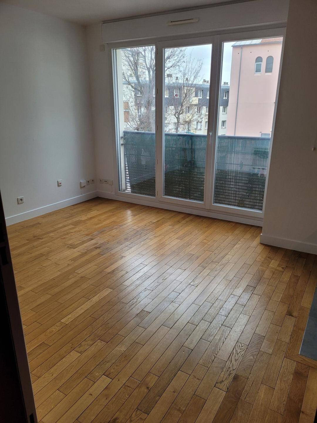 Maison à louer, 23m², ISSY LES MOULINEAUX