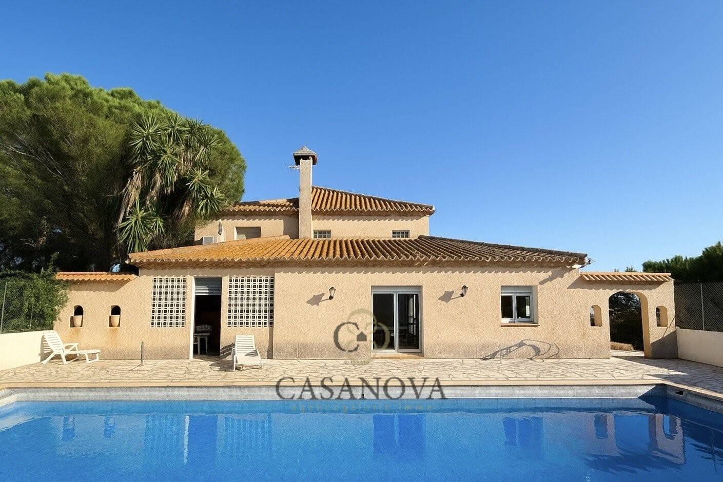 Maison à vendre, 175m², VILLENEUVE LES BEZIERS
