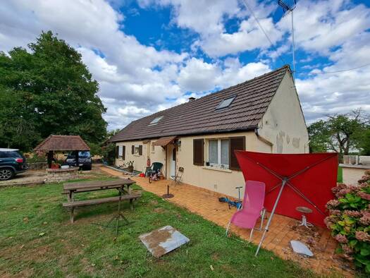 Ferme à vendre 172 000 € 6 pièces 3 chambres 120 m² 2 106 m² de terrain Gare Soissons 02200