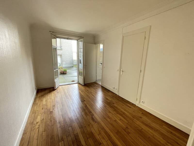 Maison à louer, 28m², PARIS 18E