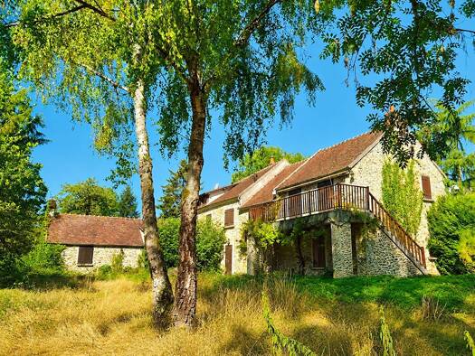Maison à vendre 416 000 € 8 pièces 4 chambres 218 m² 20 148 m² de terrain Saint-Cyr-sur-Morin 77750