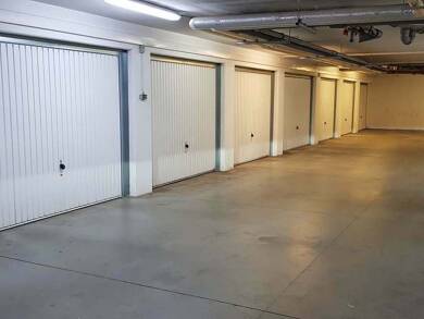 Garage/Stationnement à louer 90 € 14 m² Francheville le Bas-Châter Francheville le Bas 69340