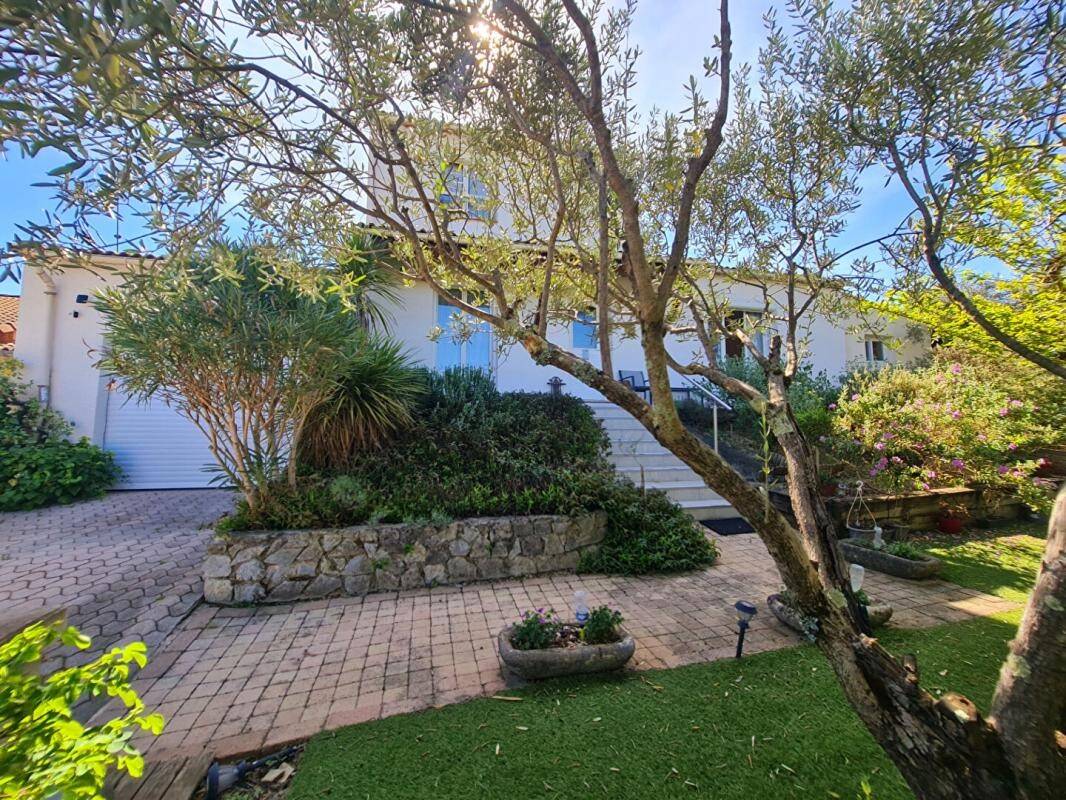 Maison à vendre, 134m², SAINT MARTIN DE VALGALGUES