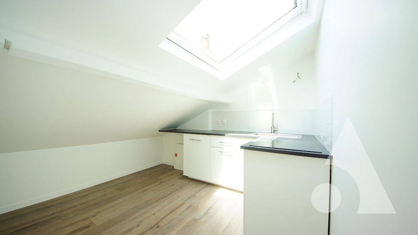 Maison à louer, 18m², CORBEIL ESSONNES