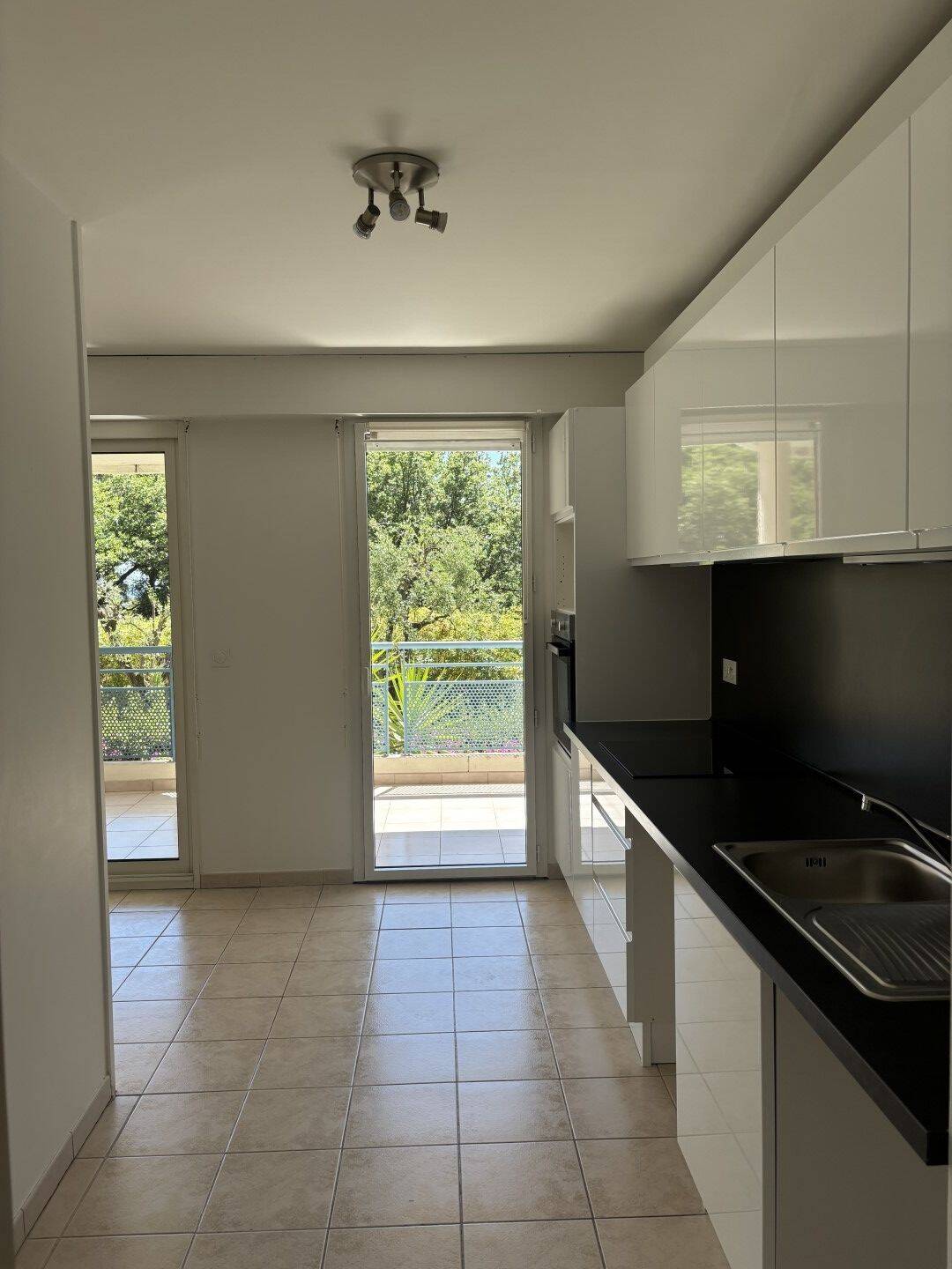 Maison à louer, 52m², CANNES