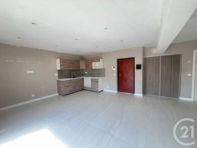 Duplex à louer 2 035 € 4 pièces 3 chambres 85,3 m² 1er étage Maisons Alfort 94700