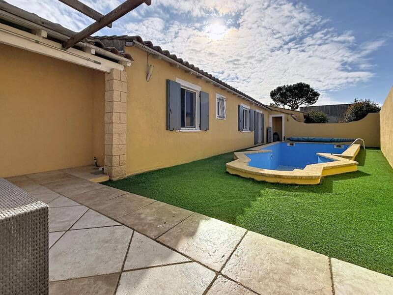 Maison à vendre, 118m², JONQUIERES SAINT VINCENT