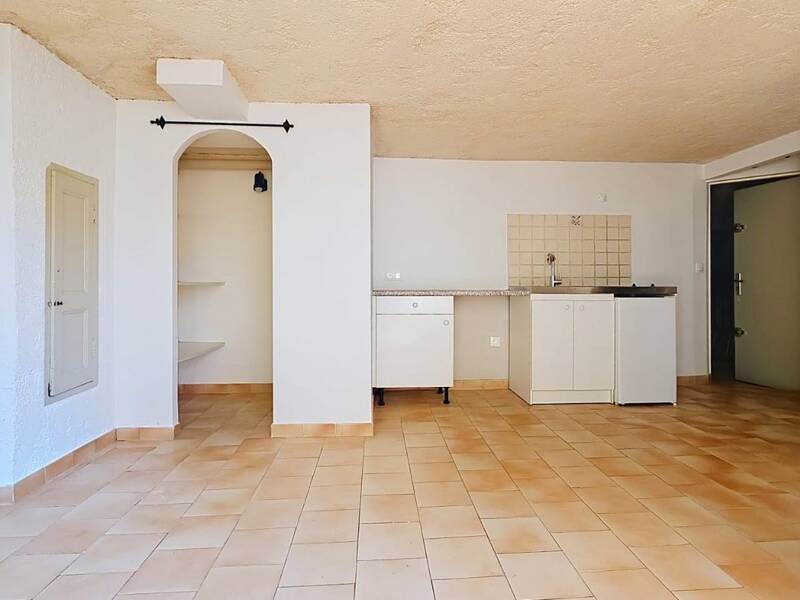 Maison à louer, 20m², COTIGNAC