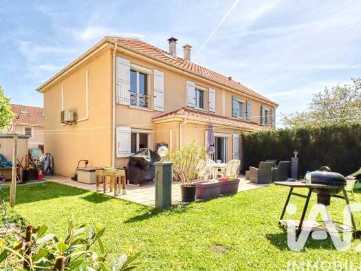 Maison à vendre 349 000 € 5 pièces 3 chambres 99 m² La Pepiniere-Malesherbes Sarcelles 95200