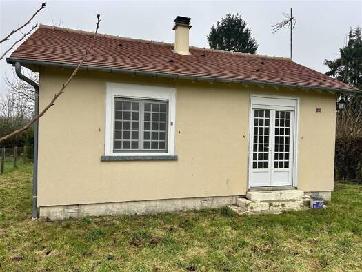 Maison à vendre 69 000 € 2 pièces 1 chambre 45 m² 1 080 m² de terrain L'Aigle 61300